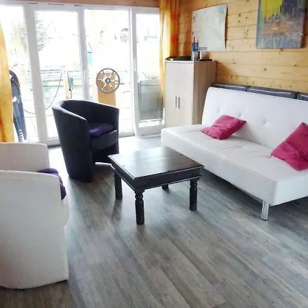 Hausboot Havelboot, Fuhrerscheinfrei! Fahren Bis 10 Personen, 6 Ubernachtungsplatze 보트호텔 라테노브