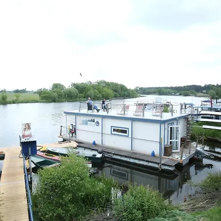보트호텔 Hausboot Havelboot, Fuhrerscheinfrei! Fahren Bis 10 Personen, 6 Ubernachtungsplatze 라테노브