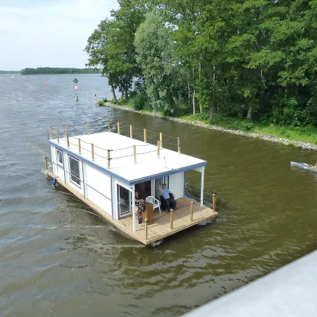 Hausboot Havelboot, Fuhrerscheinfrei! Fahren Bis 10 Personen, 6 Ubernachtungsplatze 라테노브